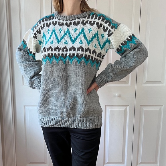 Vintage Hand-knit Wool Sweater - Picture 3 of 8